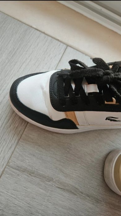 Ténis da Lacoste, Tamanho (35)