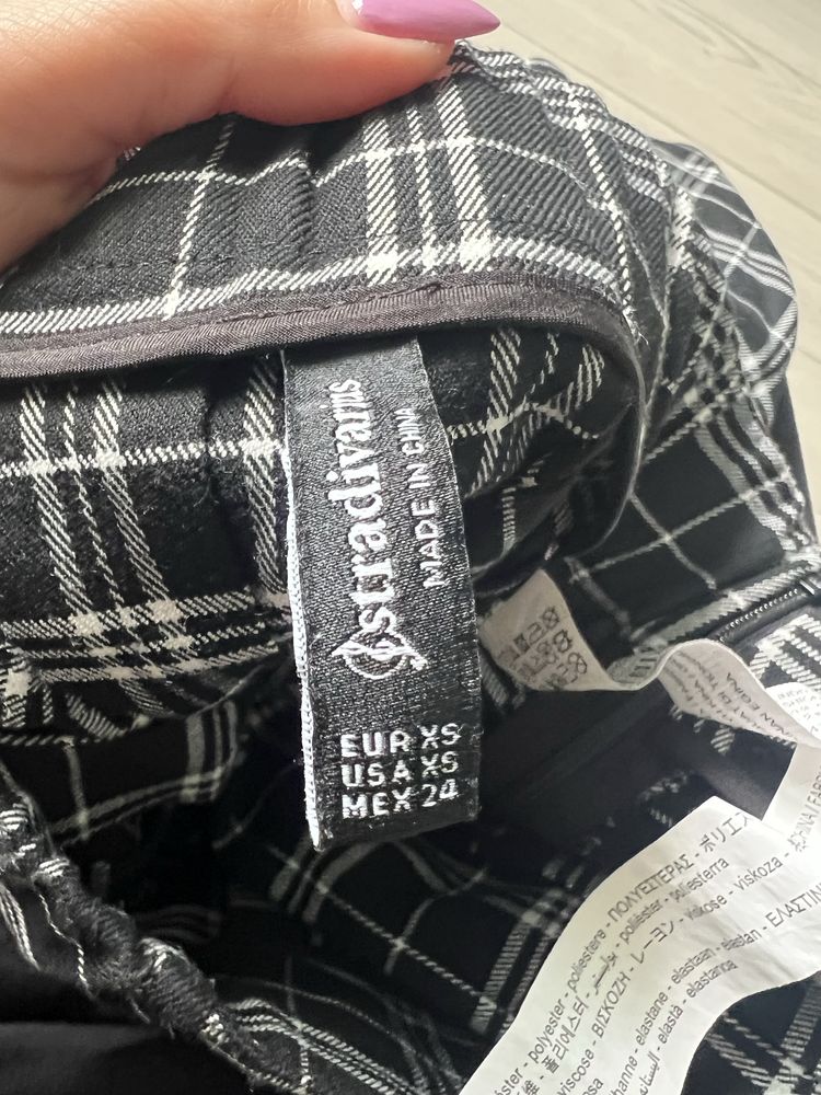 Stradivarius plisowana spódniczka mini  w kratkę r. XS