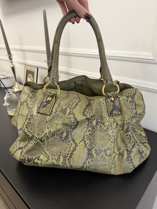Сумка Prada из питона. Оригинал!