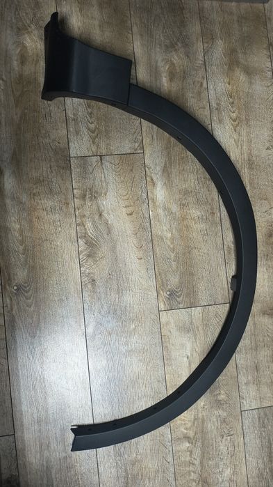 Права арка на Форд Ескейп, Ford Escape