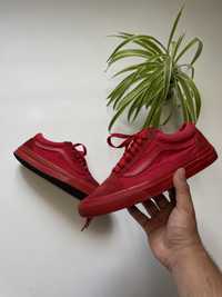Red Vans 41 rap shoes