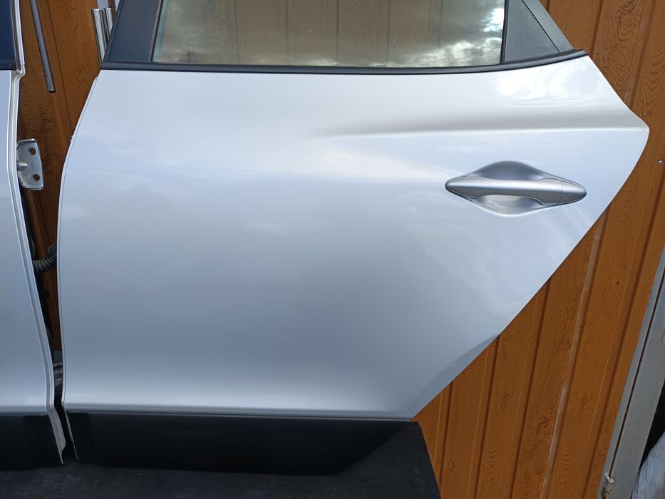 Hyundai ix35 Drzwi Tylne Lewe Prawe RAH F-vat