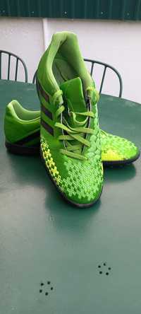 Vendo tenis Adidas Predito futebol sintético