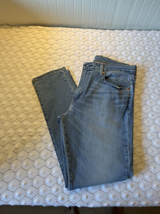 Calças ganga levis 512 W33L30 novas