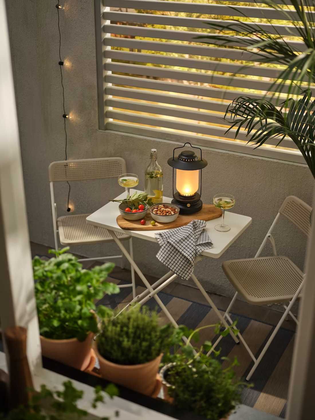 Ikea TORPARÖ stolik do wewnątrz/na zewnątrz, biały/składany 70x42 NOWY