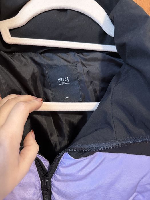 Продам курточку осіню