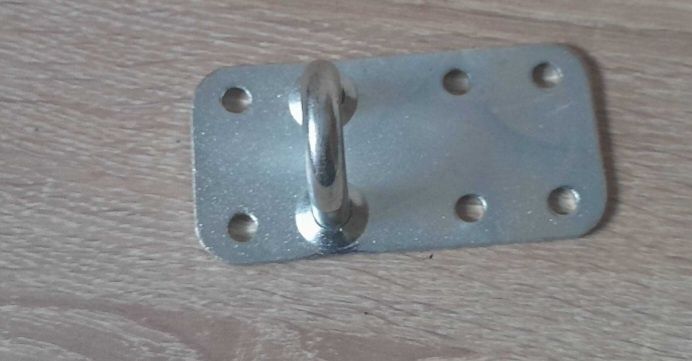 Zasuwa garażowa do bramy