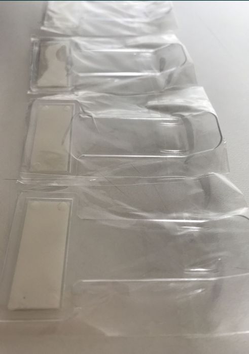 Держатель в авто на стекло, для документов.