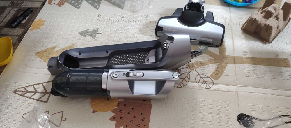 Boshc пилосос хороший помічник по дому