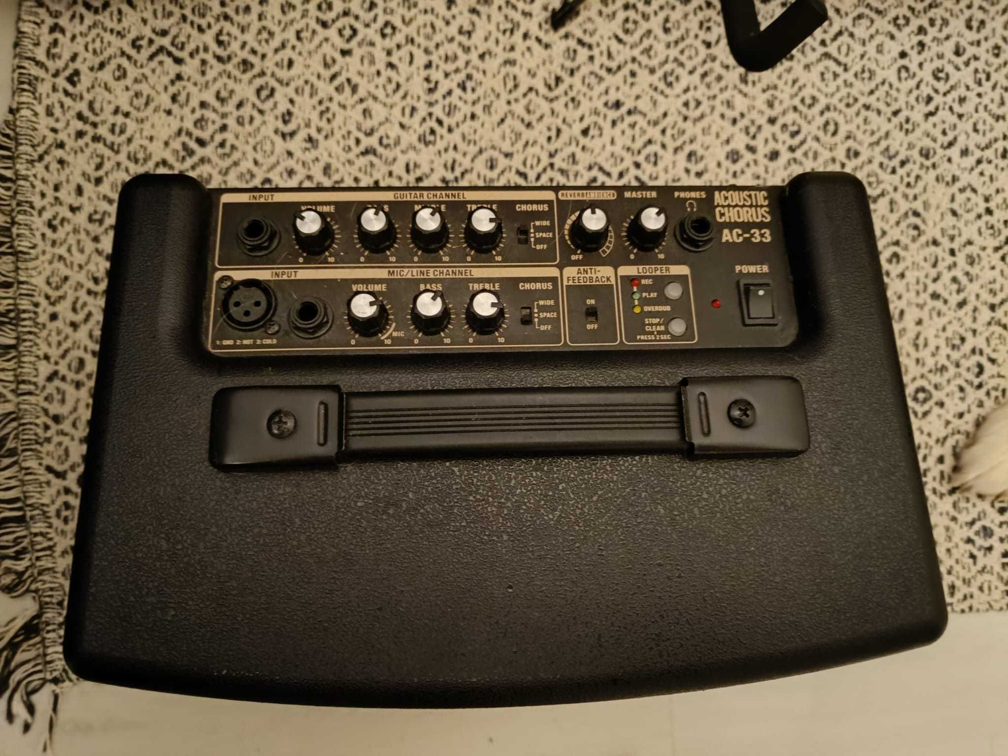 Amplicador acustico Roland AC33 preto