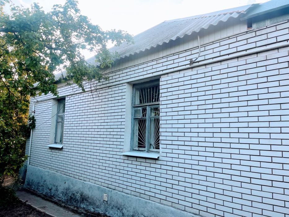 Продам ПОЛДОМА, р-н  проспекта СЛОБОЖАНСКИЙ