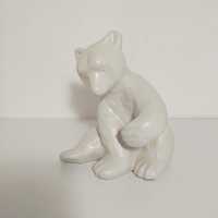 Figurka niedźwiedzia polarnego autorstwa Vicke Lindstrand Upsala Ekeby