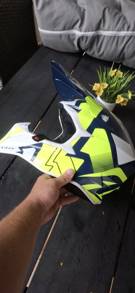 Kask airoch rozmiar L