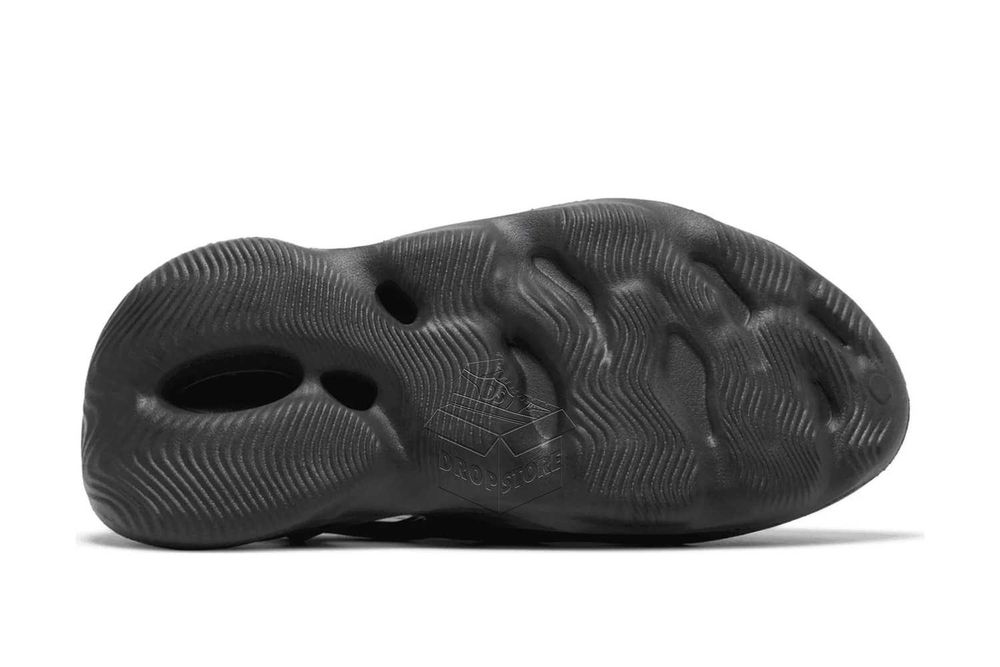 Adidas YEEZY FOAM RUNNER Onyx / HP8739