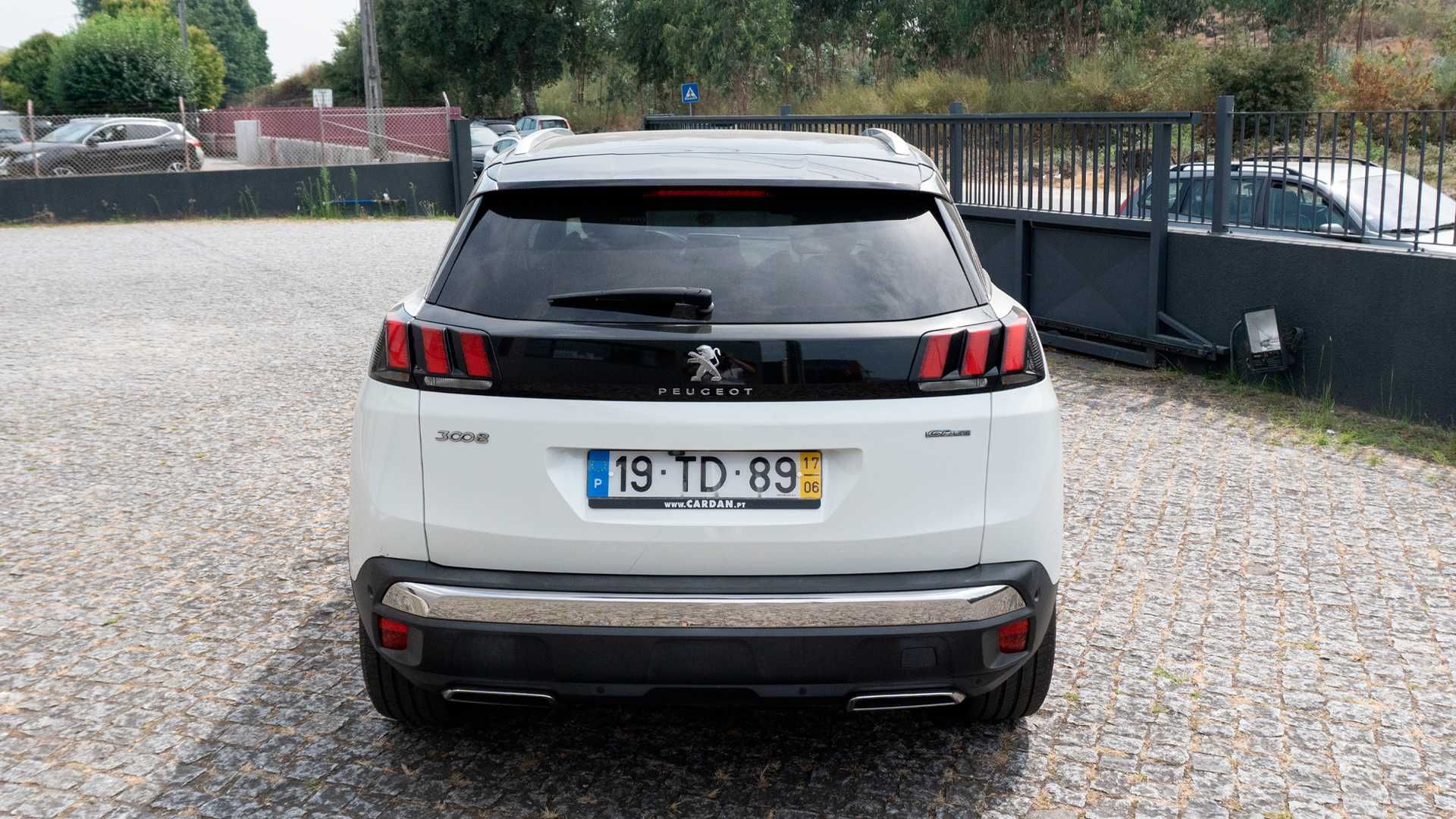 Peugeot 3008 GT Line / 1.6 Diesel 120cv – Auto – 2017 / 279.374 km