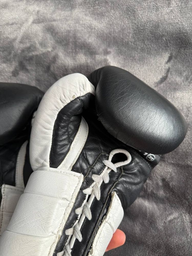 Fighting перчатки на шнурках 14 унций