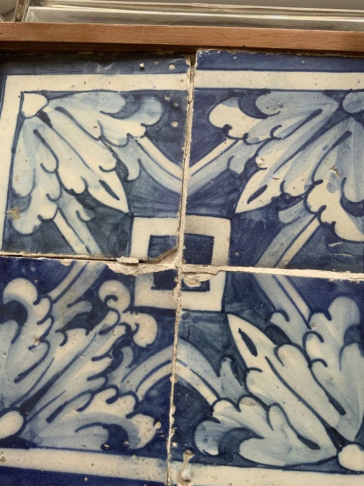 Azulejos pombalinos