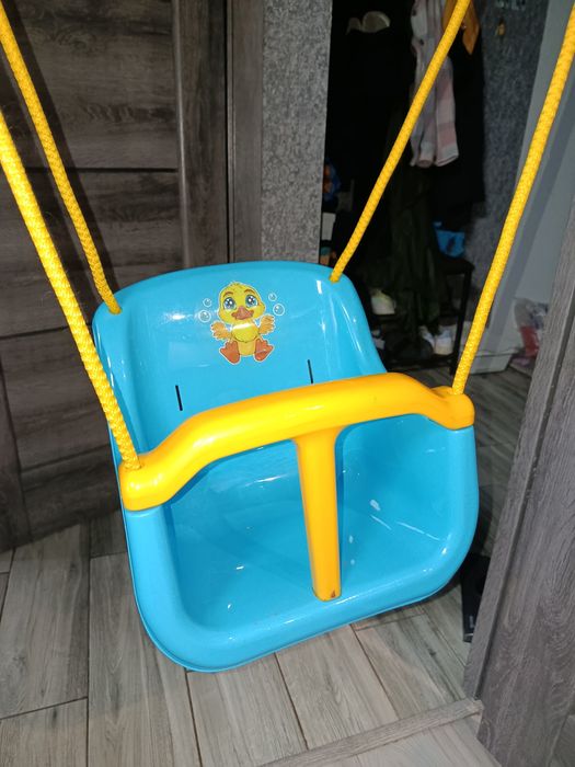 Підвісна гойдалка для дітей