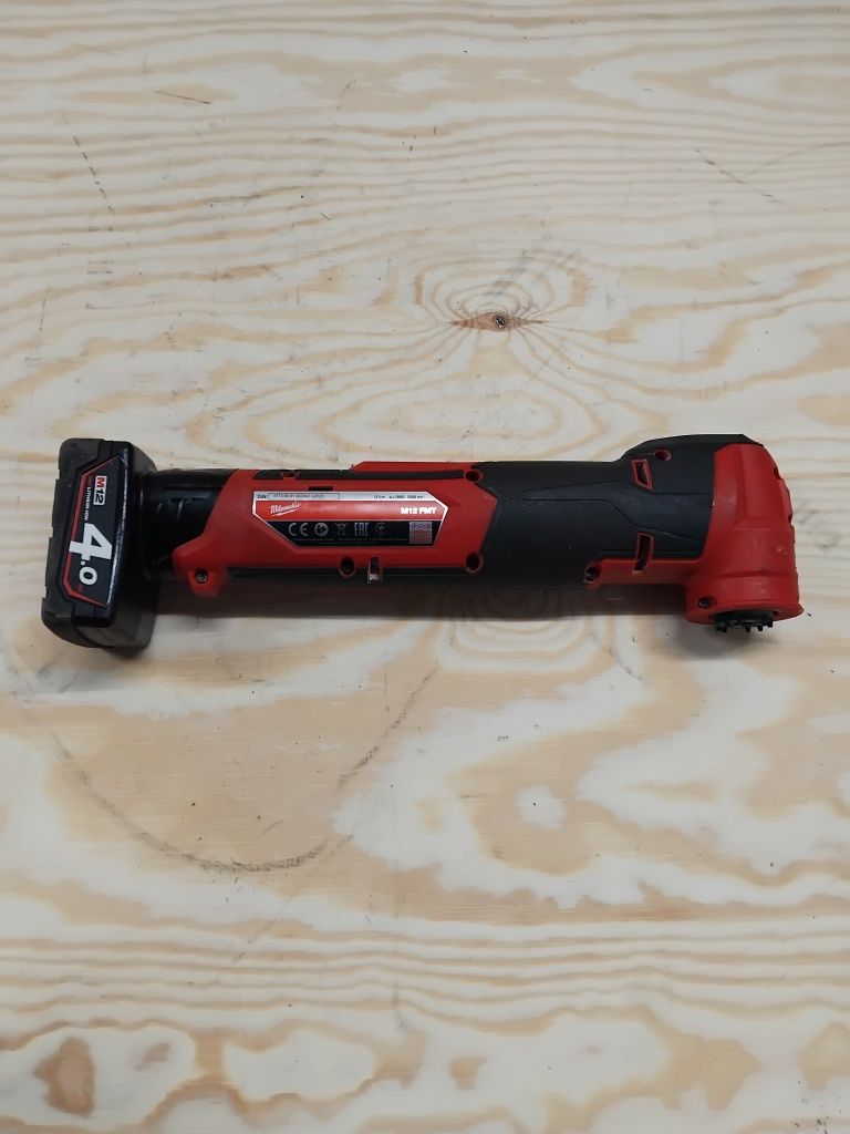 Milwaukee M12 FMT urządzenie wielofunkcyjne z akumulatorem  2Ah