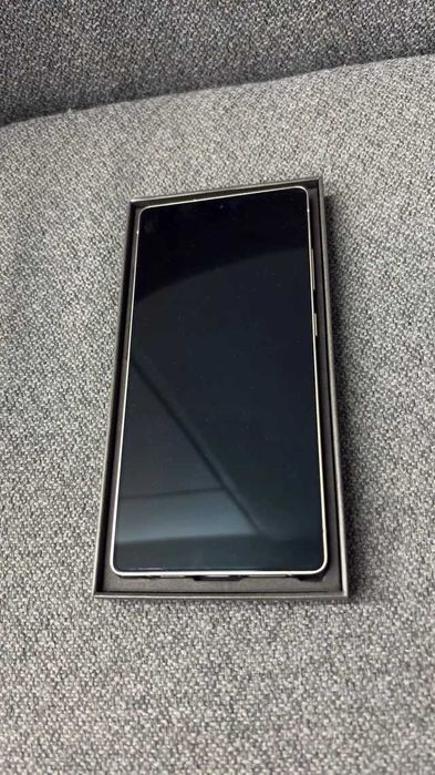 Samsung S25 Ultra - 256GB - Garantia