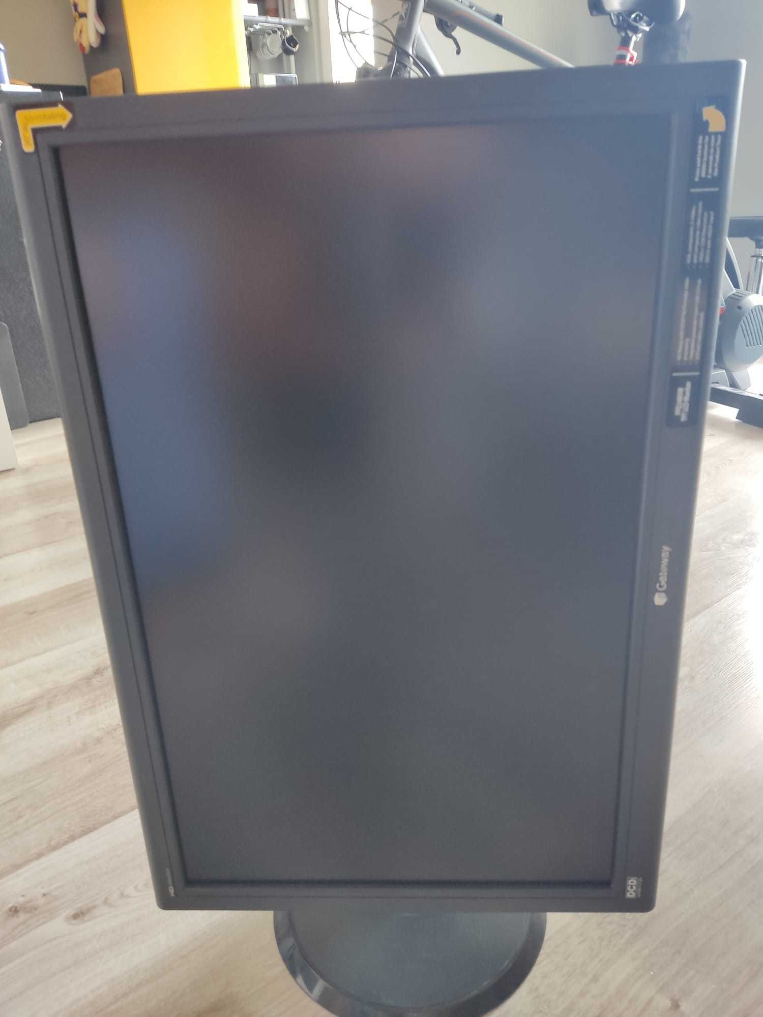 Monitor Gateway FPD 2485W używany system PIVOT regulowane nachylenie