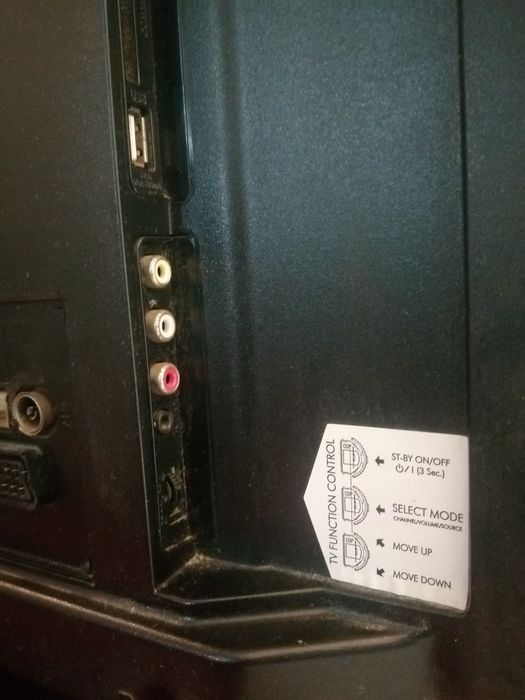 Televisao pequena KUNFT a funcionar