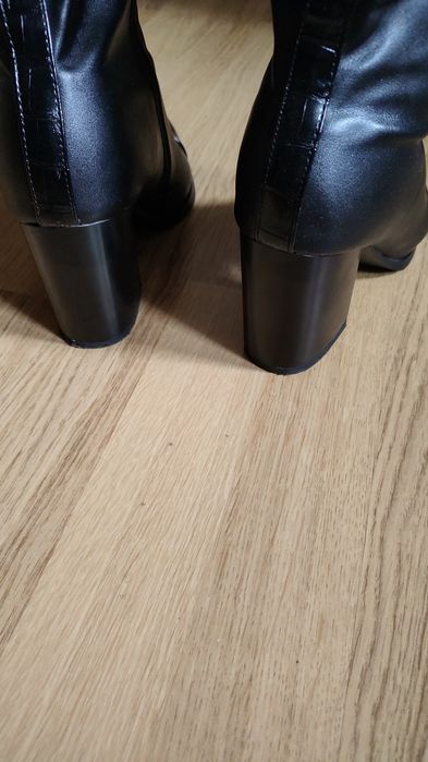 Сапожки жіночі високі