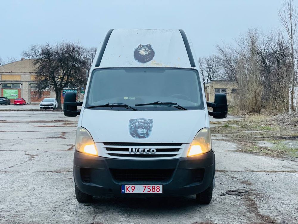 Продам IVEKO Daily 2.3 TDI в хорошем состоянии Срочно торг
