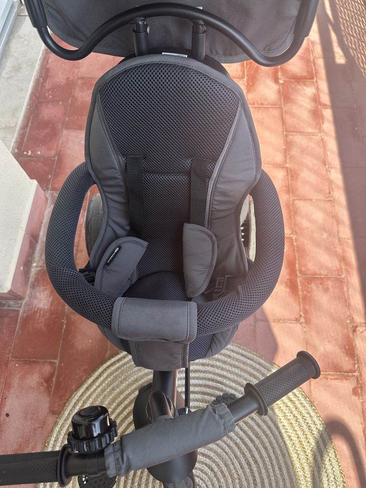 Triciclo de bebe