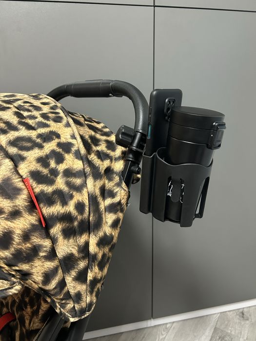 Леопардова коляска 6,8кг Cosatto woosh roar тренд