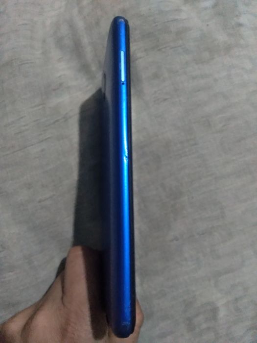 Телефон Redmi 8a пам'ять 2/ 32 ГБ