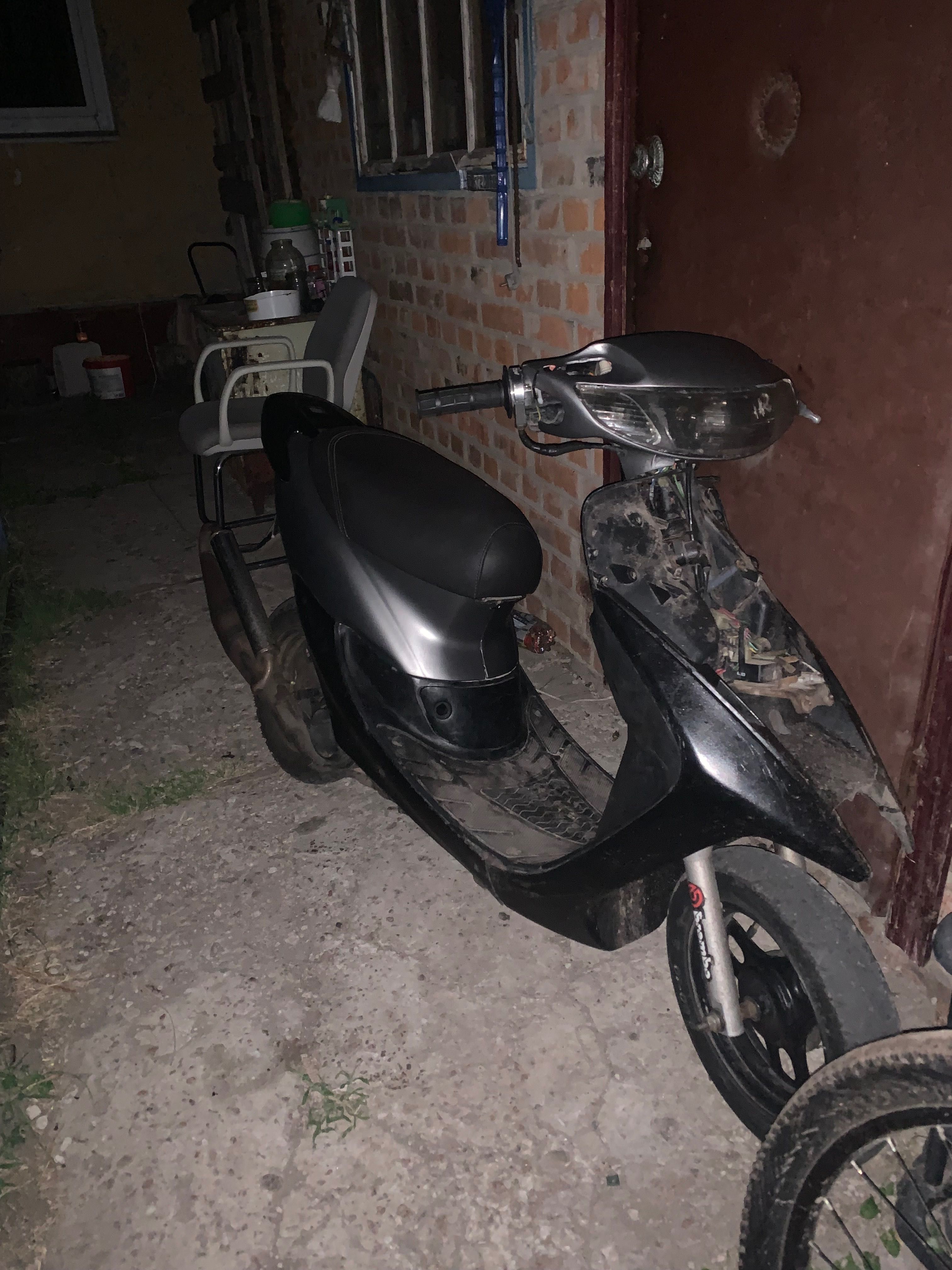 Продам скутер дио 34 на конфе