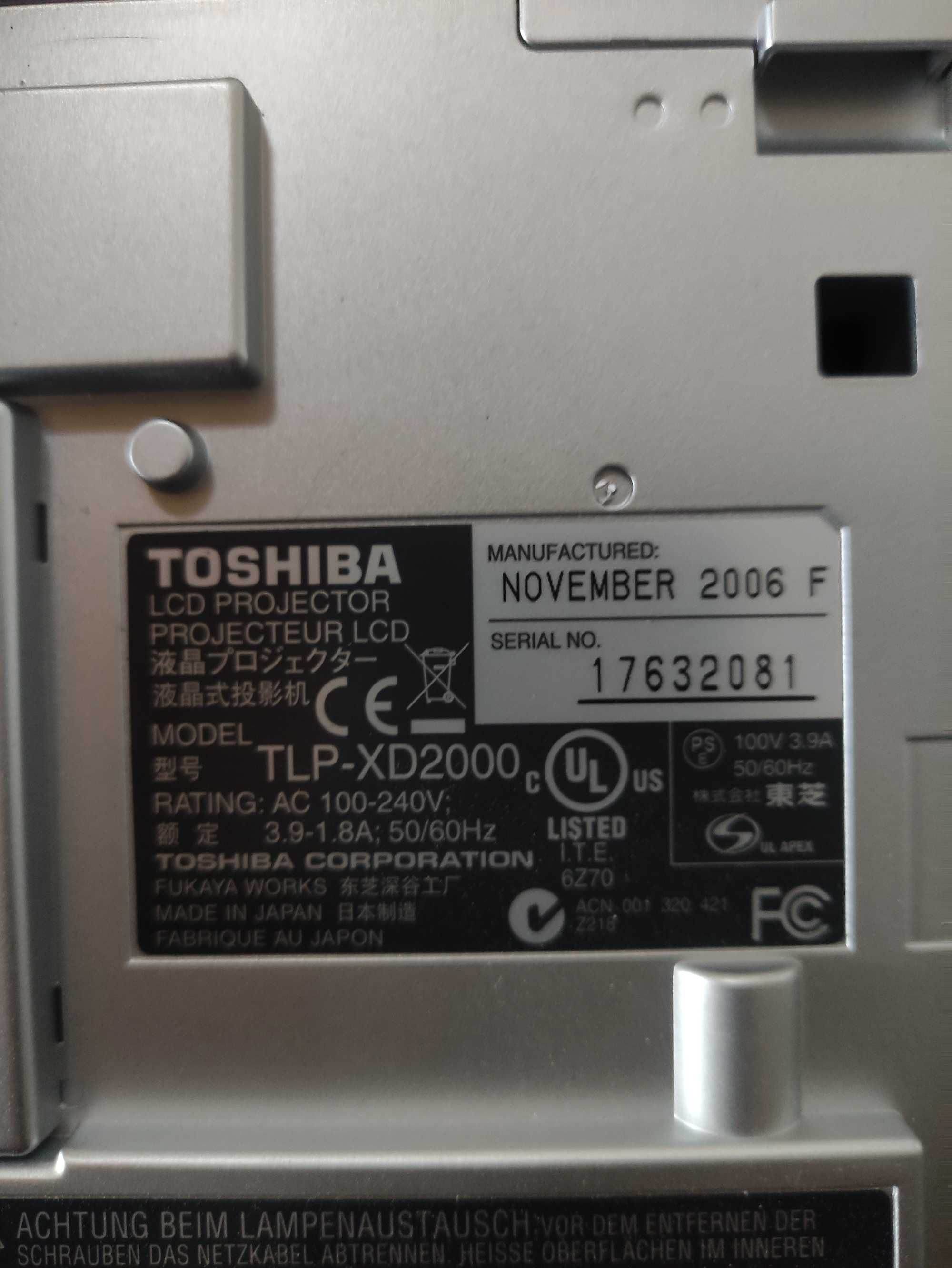 projektor Toshiba TLP-XD 2000