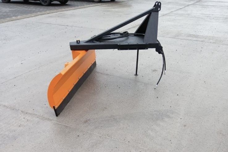 Pług do śniegu obrotowy do ciągnika