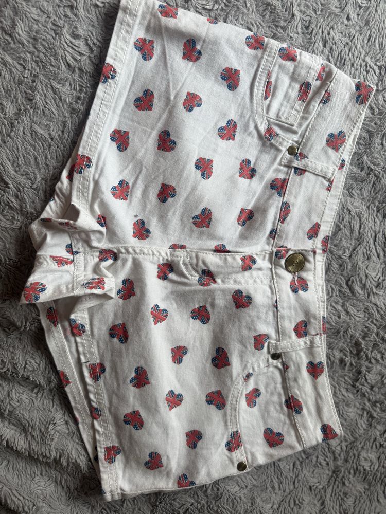 Mini shorts white