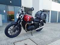 Triumph Street Twin 900