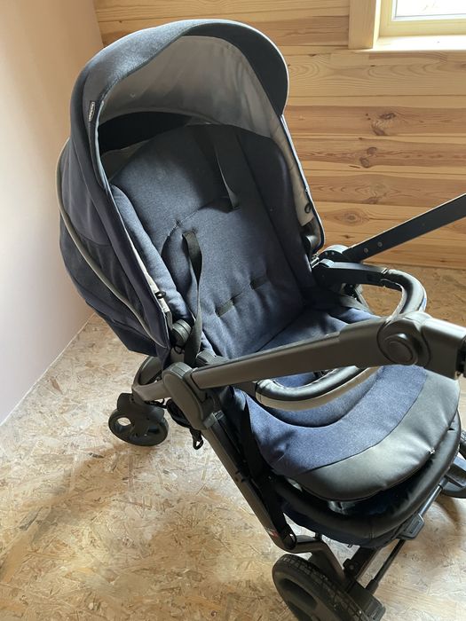 Коляска дитяча вживана чіко