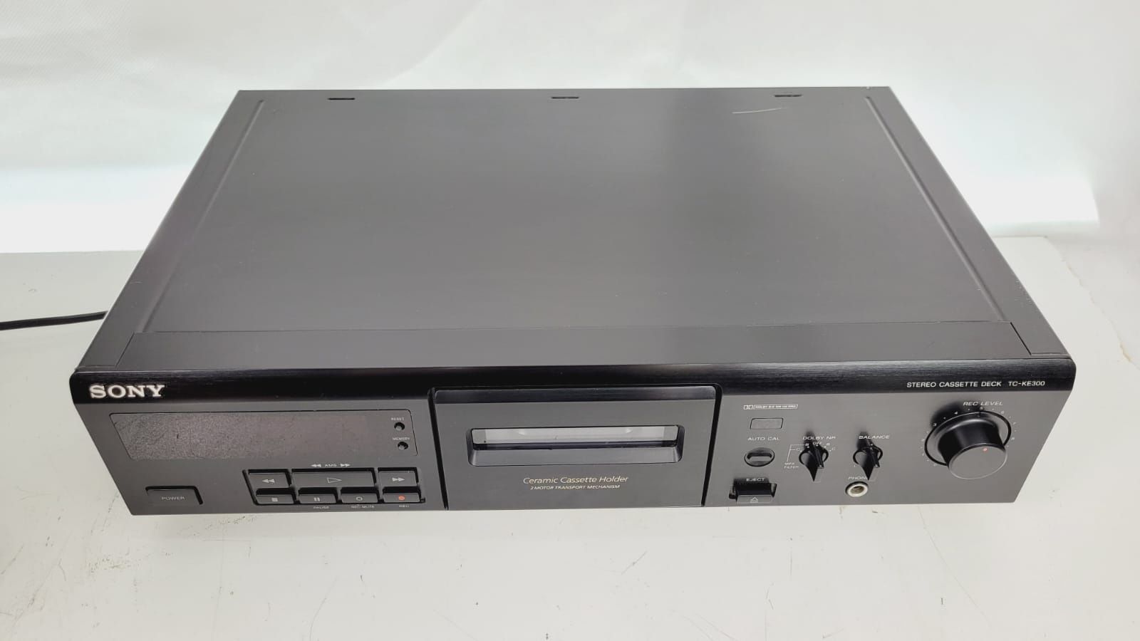 Magnetofon SONY TC KE300 deck kaseta 2 głowicowy Dolby B C HX PRO