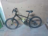Disponível bike de criança