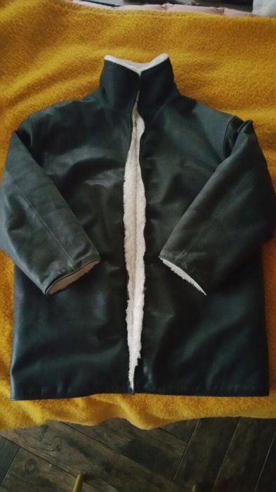 Продам чоловічу зимову шкіряну куртку.Великий розмір.