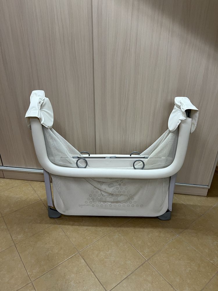 Продам б/у манеж