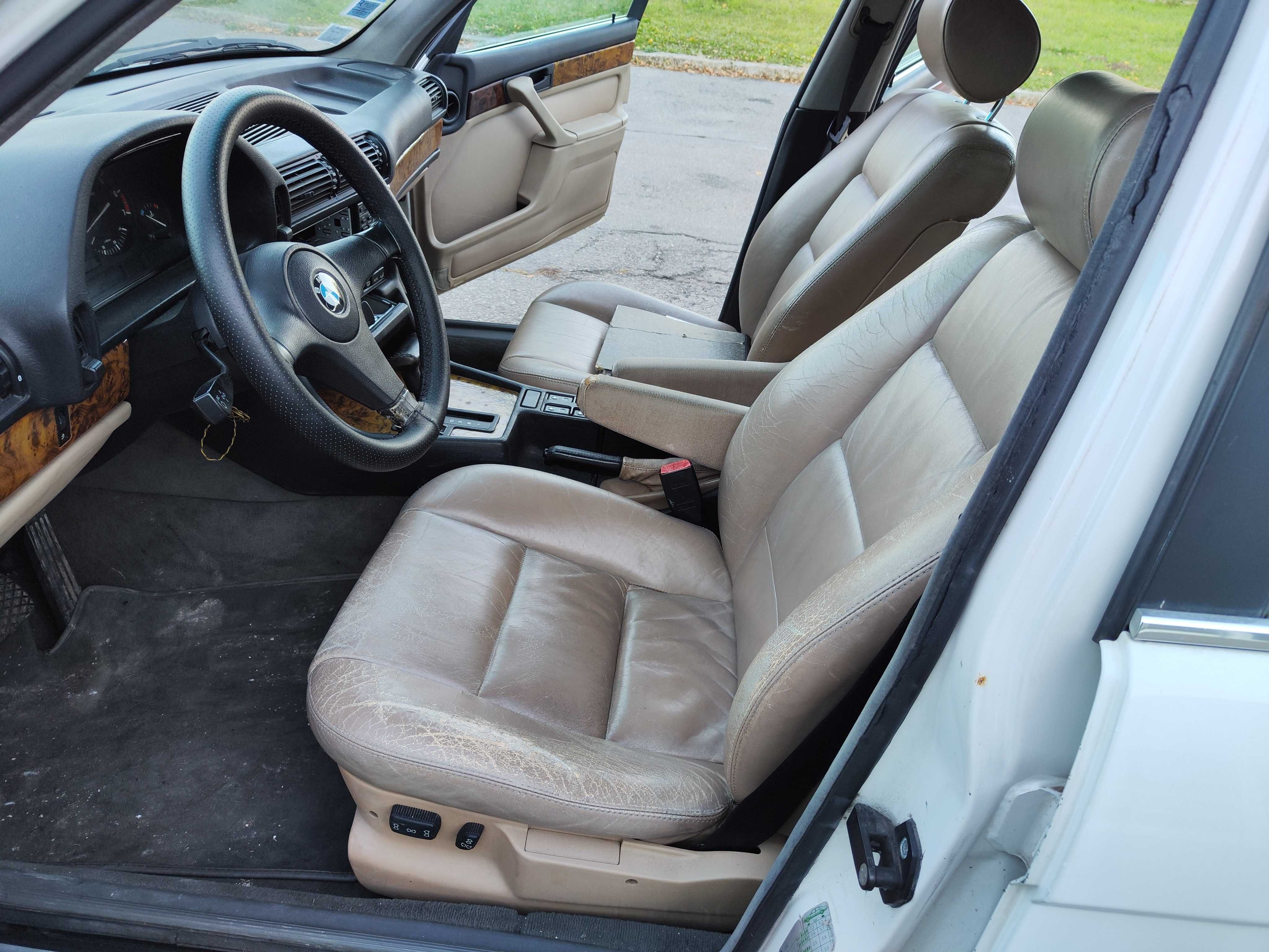 BMW 735i 211KM _ Skóra _ Szyberdach _ Automat