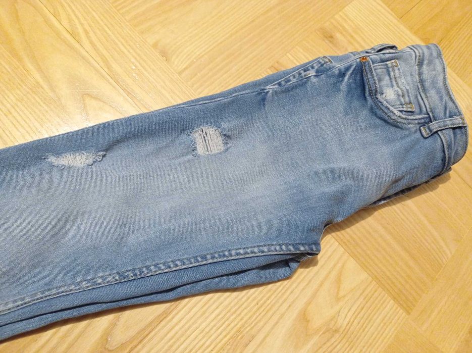 Spodnie z przetarciami dziurami ZARA 152 jeansy