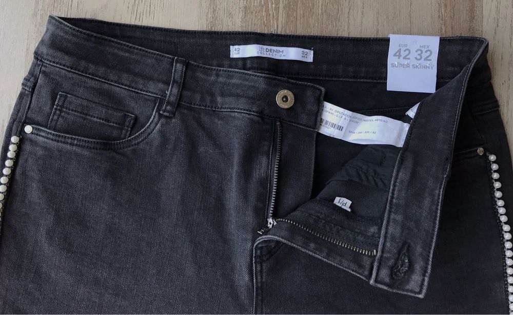 Calças pretas com pérolas (Lefties, tamanho 42)