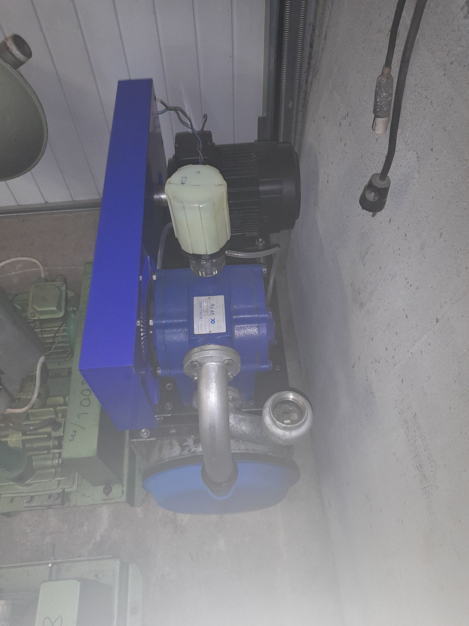 Pompa do dojarki vp 76 i vp77 alfa laval i 900l westfalia 1500l westfa