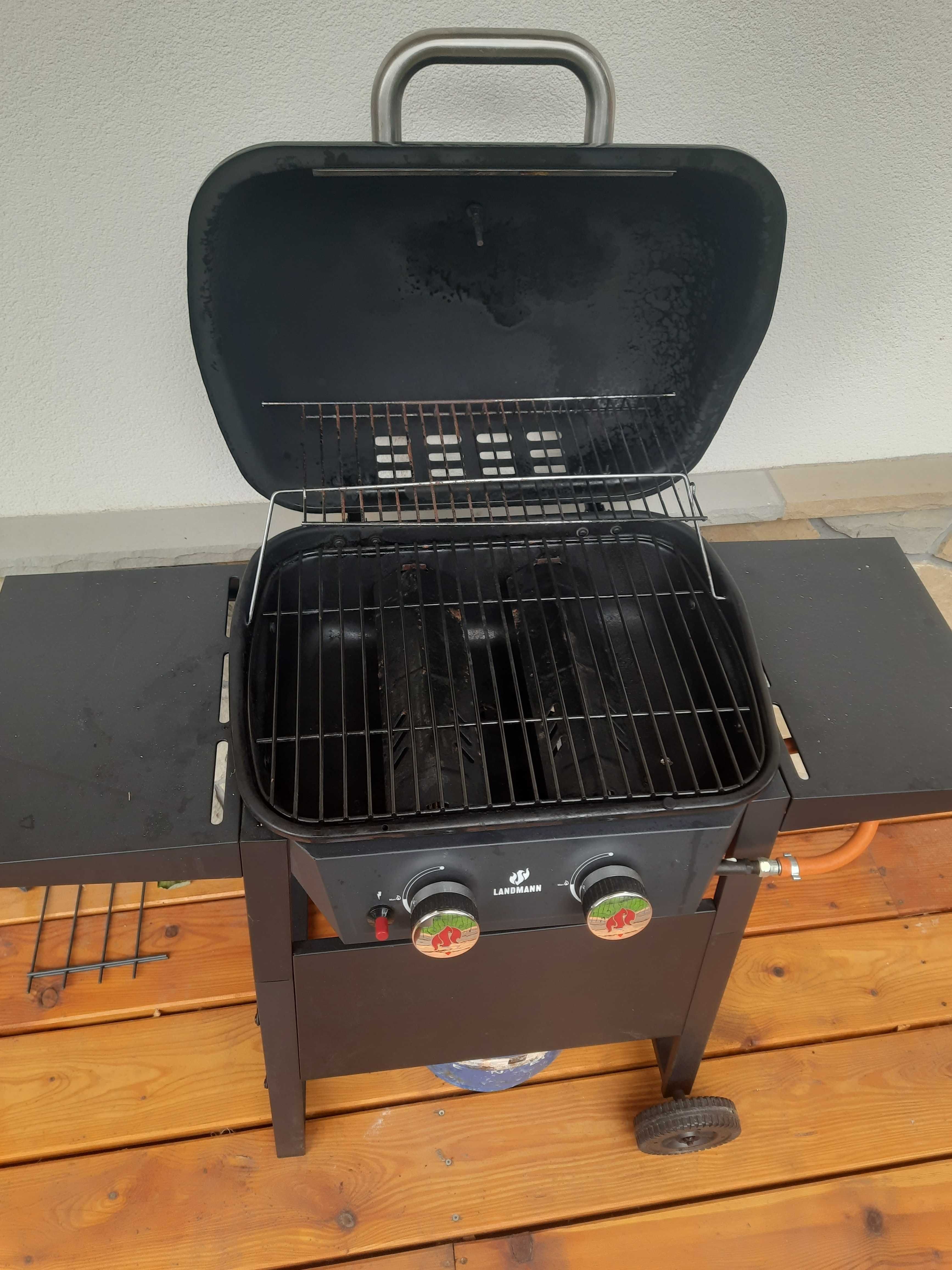 Grill gazowy z 2 palnikami