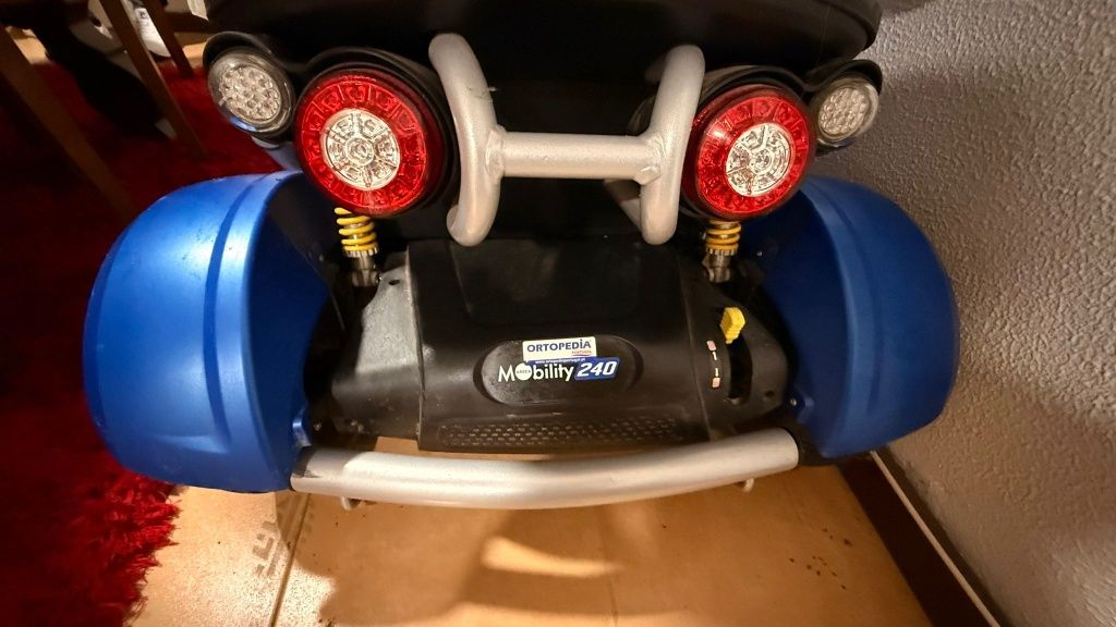 Scooter ortopedica para mobilidade reduzida agora