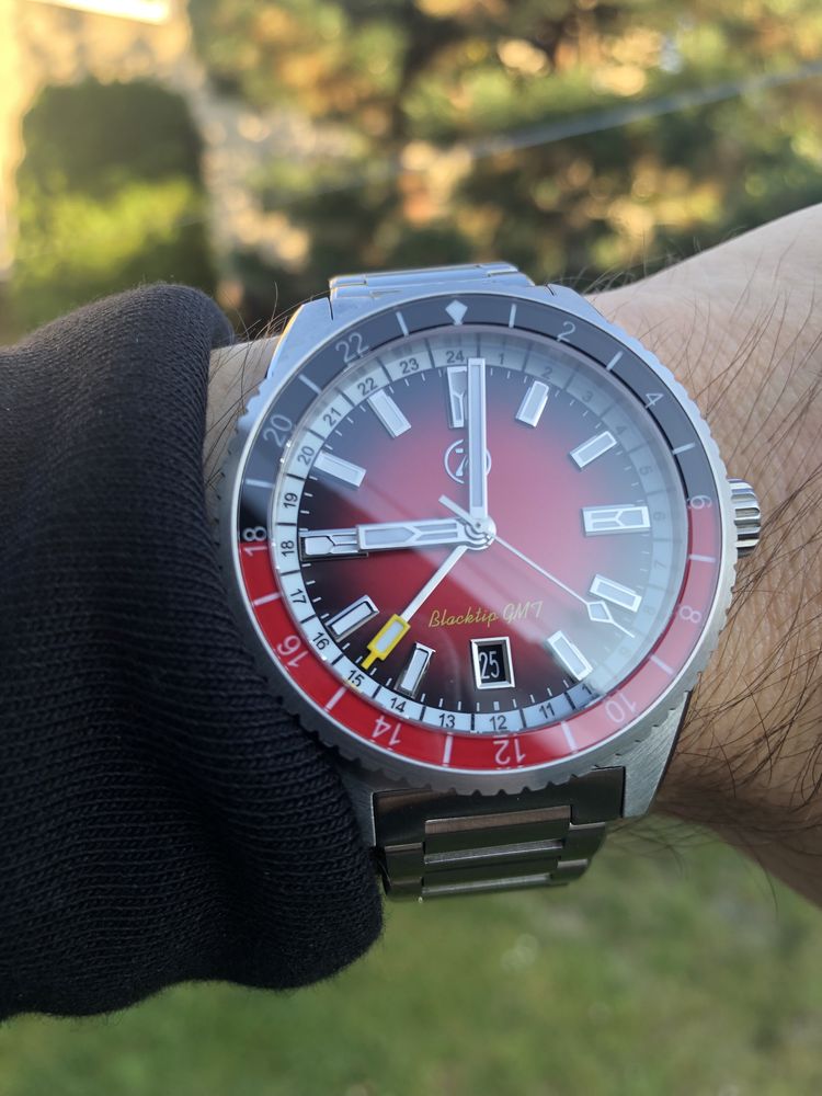 Zelos BlackTip GMT Crimson Red