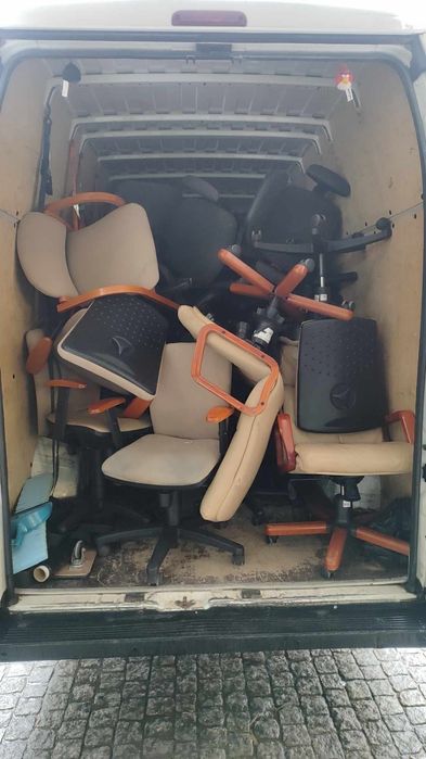 Wywóz starych mebli opróżnianie mieszkań piwnic utylizacja sprzątanie