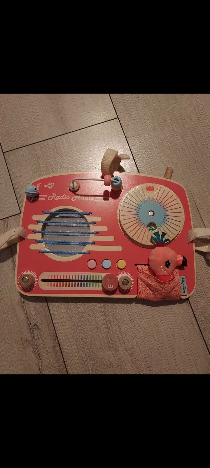 Lilliputiens: drewniana tablica manipulacyjna Radio